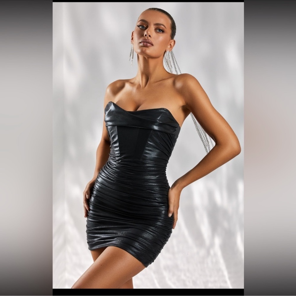 Oh Polly Black Ruched Strapless Bodycon Dress